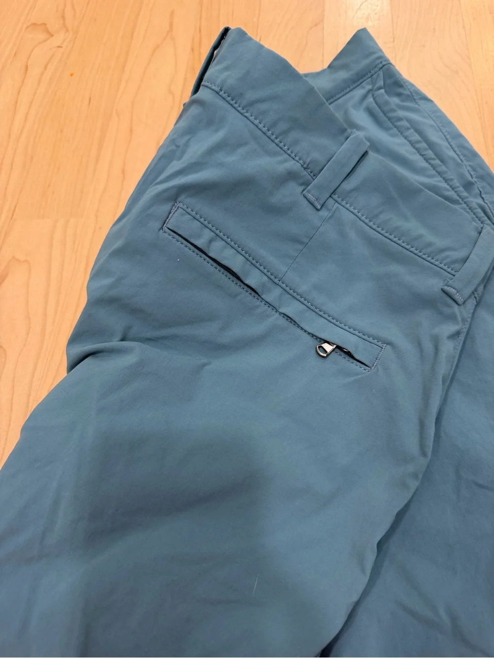 J. Crew Men's Teal Flat-Front Shorts